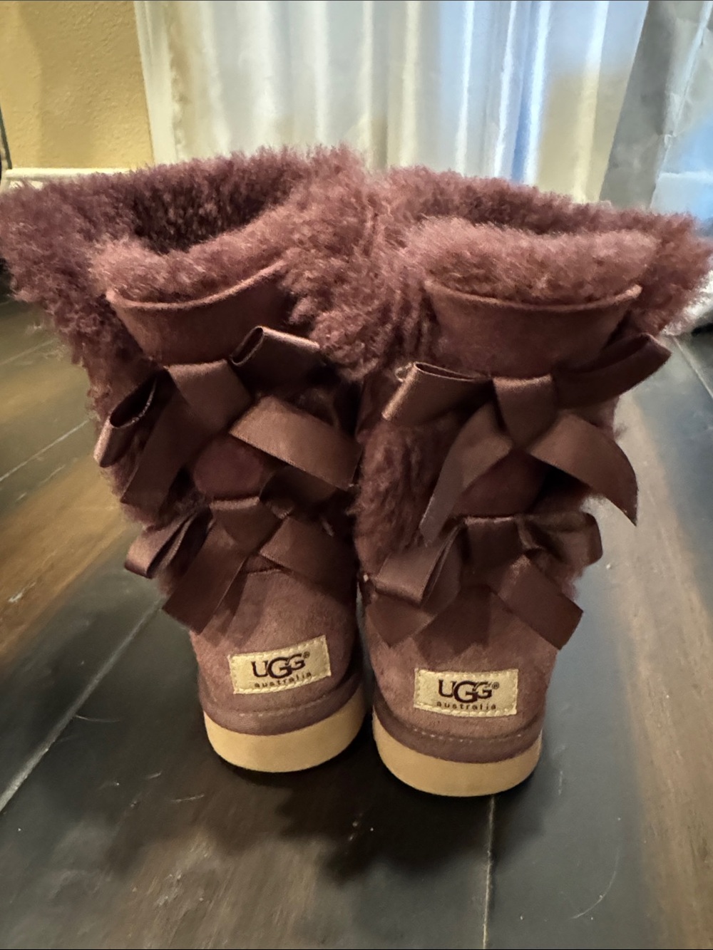 UGG Women's Bailey Bow Short Boot - Plum